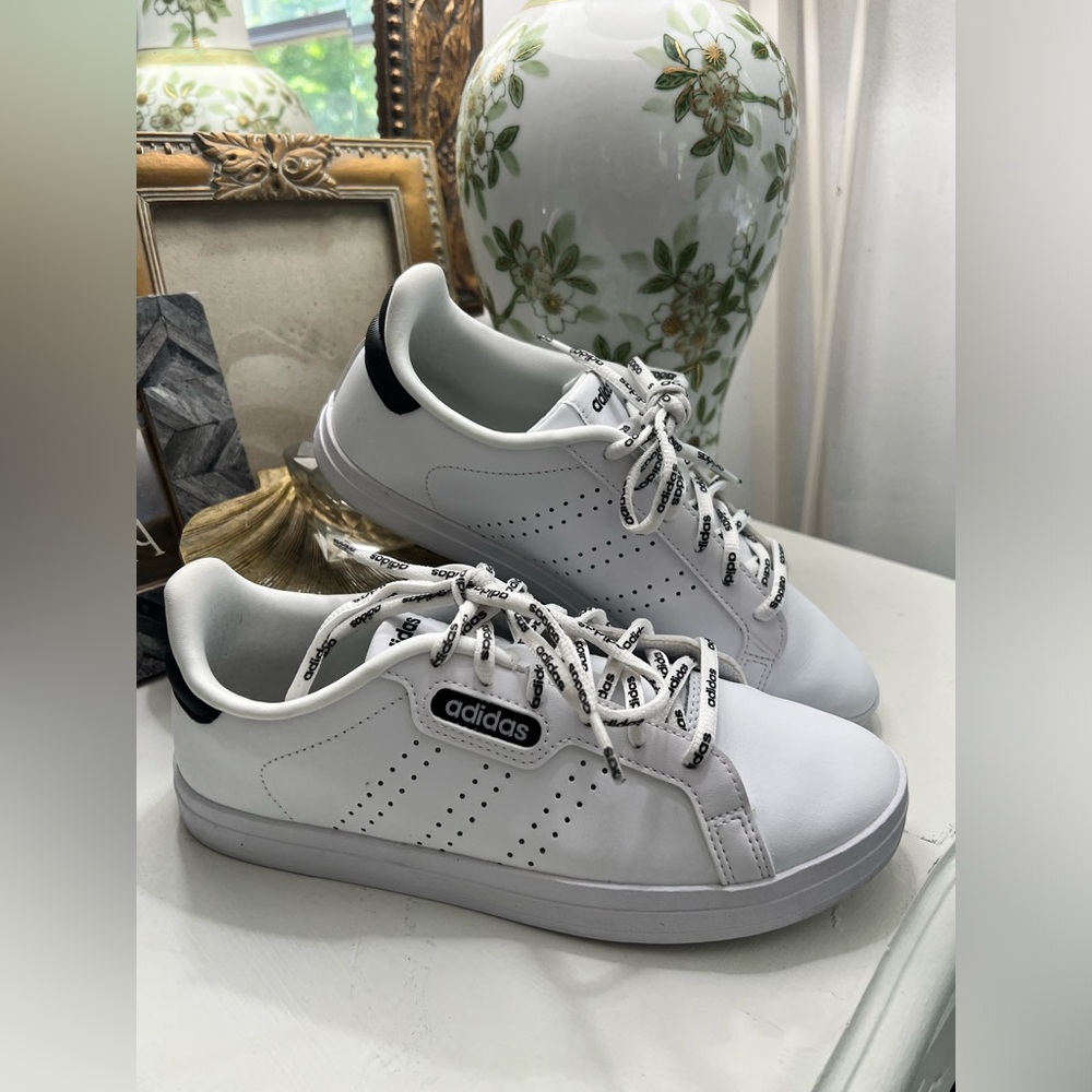 Adidas Courtpoint Base sneakers